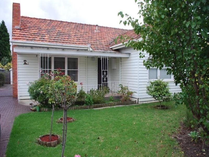 7 Downs Street, Pascoe Vale VIC 3044