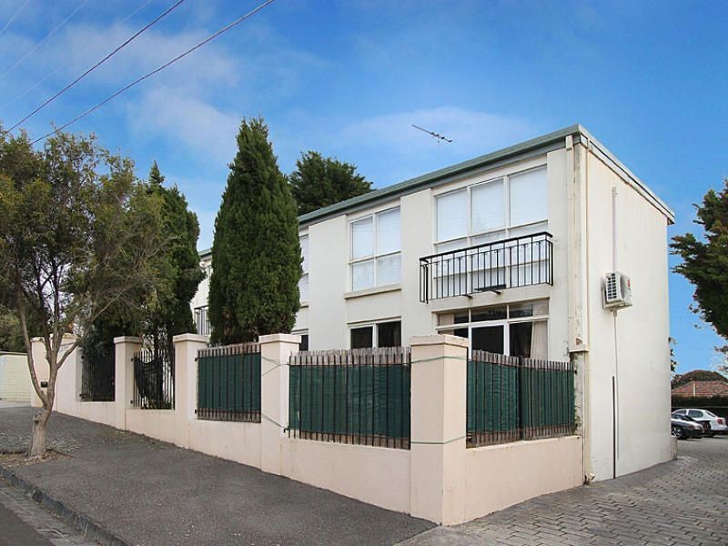 9/23 Cohuna Street, Brunswick West VIC 3055