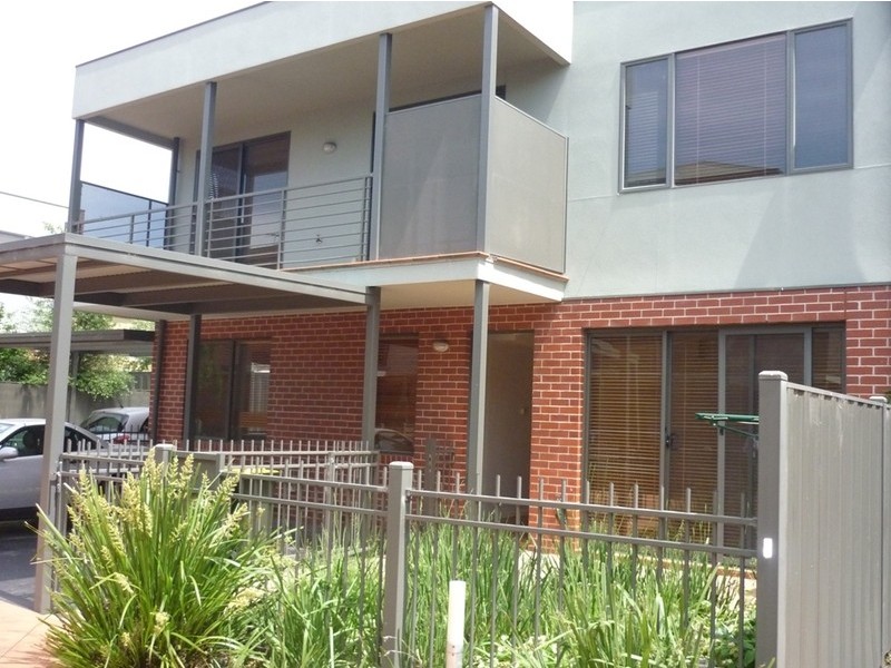 6/142 Barkly Street, Brunswick VIC 3056