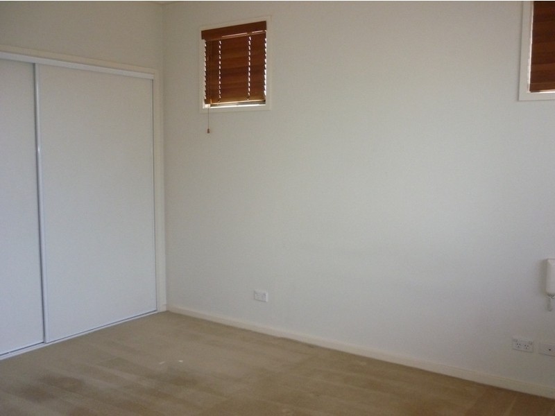 6/142 Barkly Street, Brunswick VIC 3056