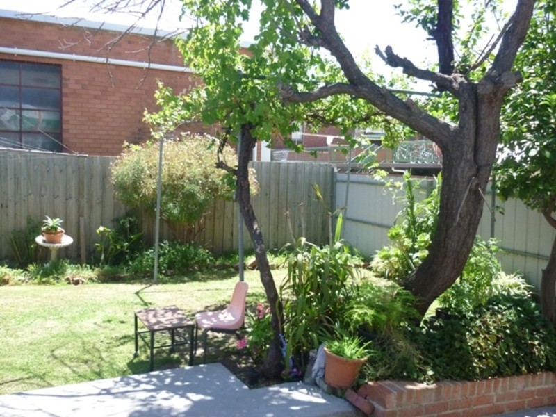 33 Overend Street, Brunswick East VIC 3057