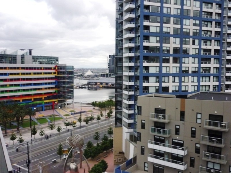 903/18 Waterview Walk, Docklands VIC 3008