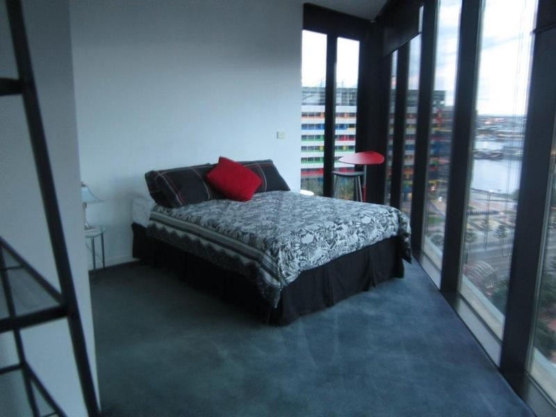 903/18 Waterview Walk, Docklands VIC 3008