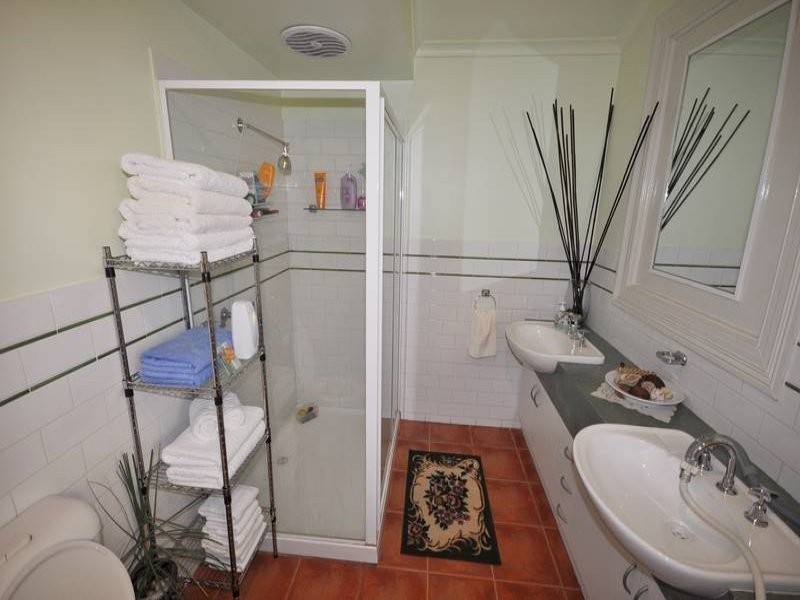 6 Gordon Court, Glenroy VIC 3046