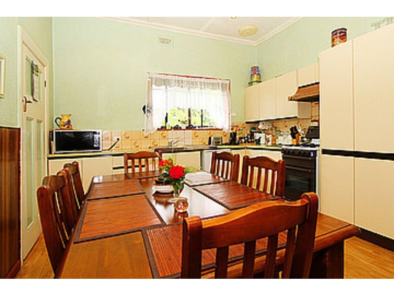 11 Pearson Street, Brunswick West VIC 3055
