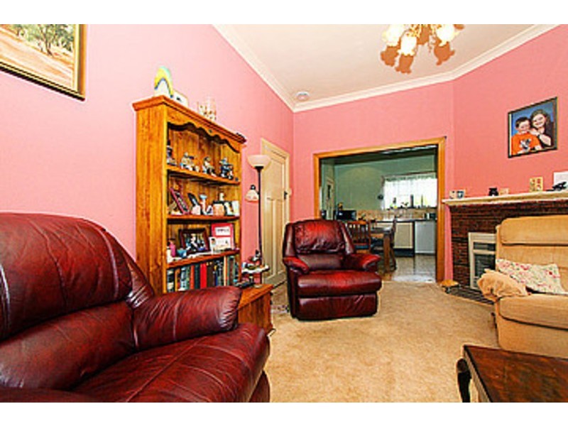 11 Pearson Street, Brunswick West VIC 3055