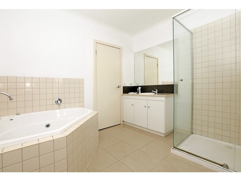 24 Tanderum Drive, Coburg VIC 3058