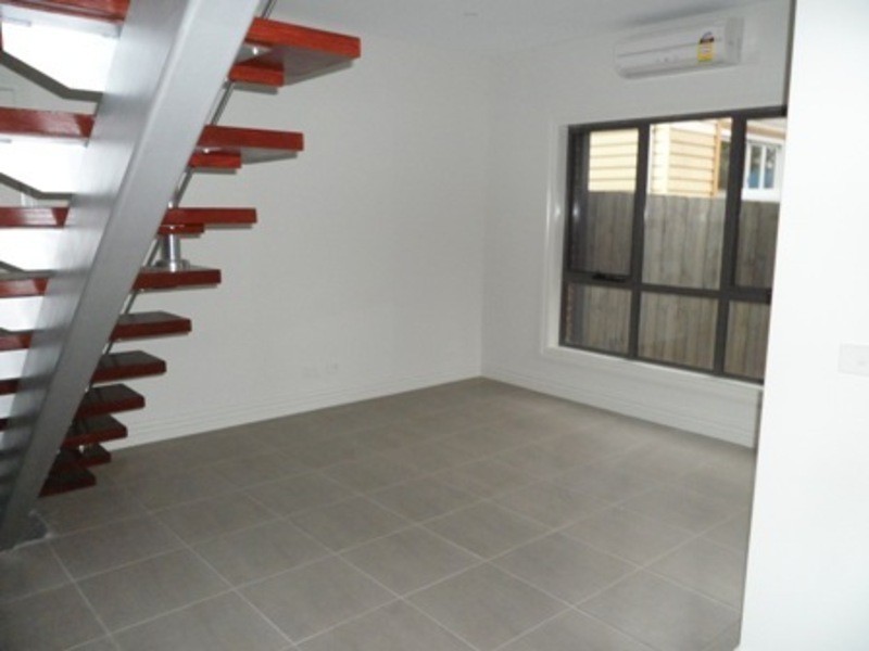 2/6 Jolley Street, Brunswick VIC 3056