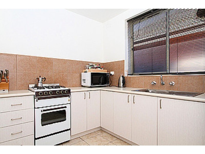 2/5 Mitchell Street, Brunswick VIC 3056