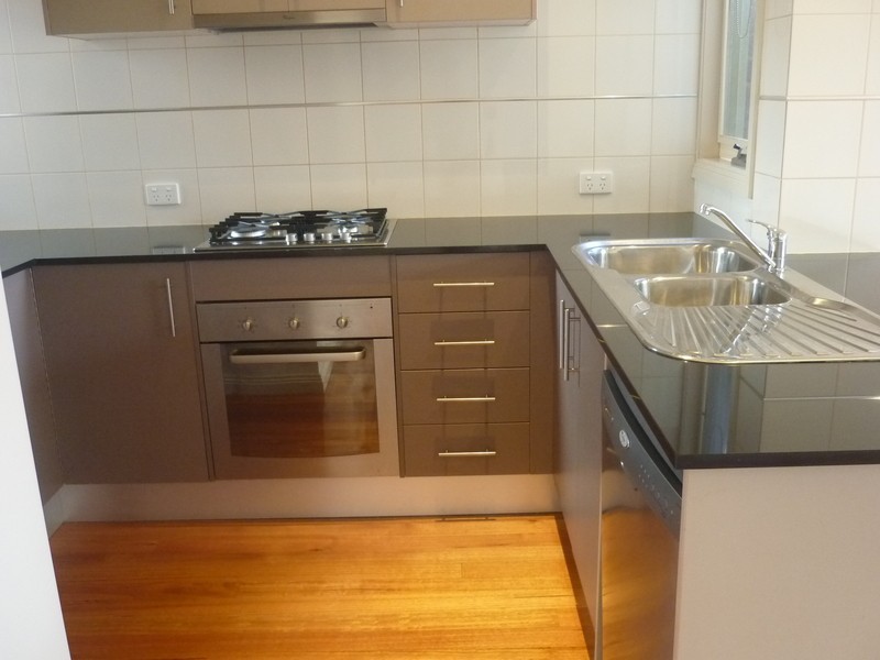 2/3 Moray Street, Fawkner VIC 3060