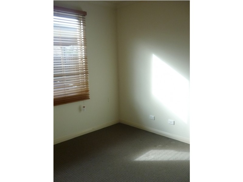 2/3 Moray Street, Fawkner VIC 3060