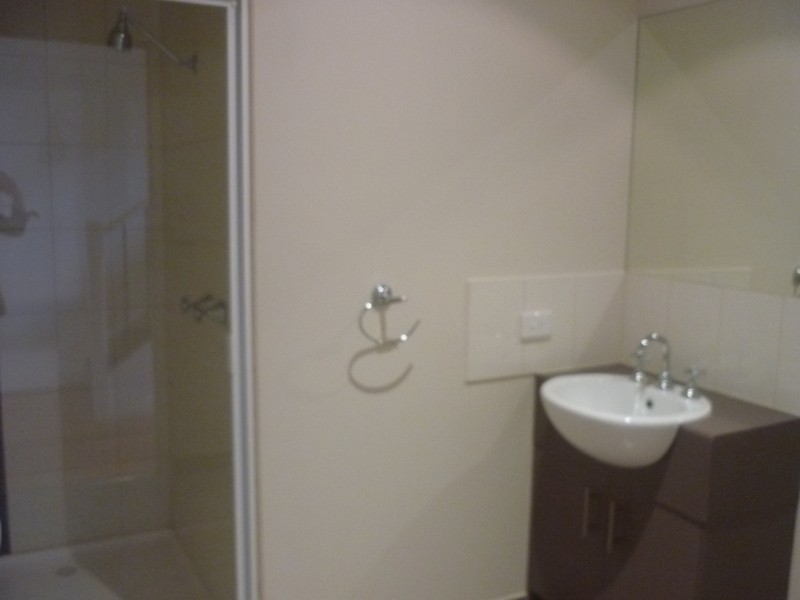 2/3 Moray Street, Fawkner VIC 3060