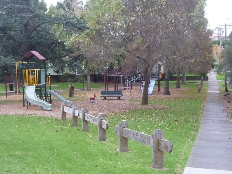 4/14 Jolley Street, Brunswick West VIC 3055