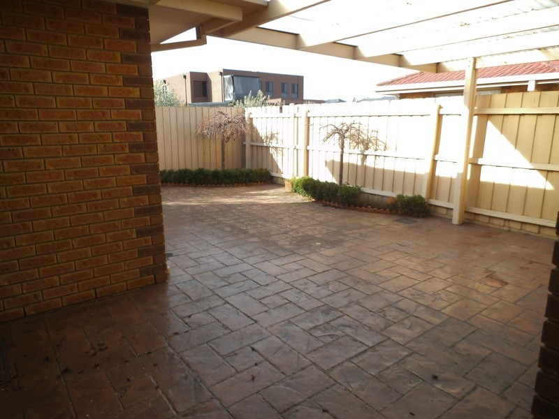2/65 Major Rd, Fawkner VIC 3060