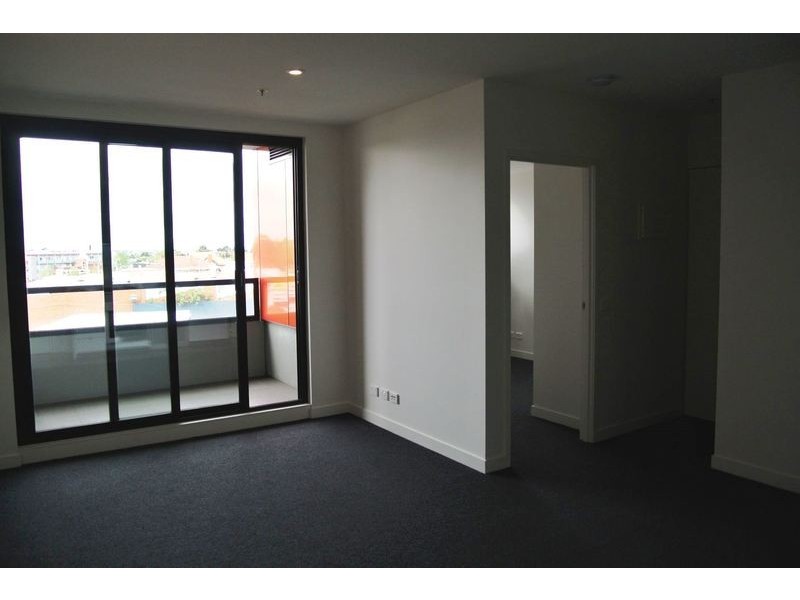 204/55 Collins Street, Essendon VIC 3040