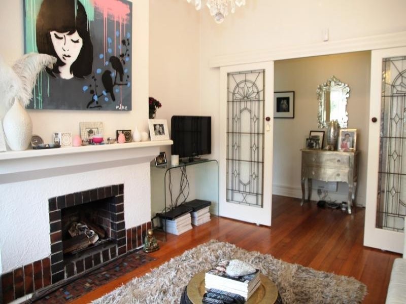 1/2 Avoca Avenue, Elwood VIC 3184