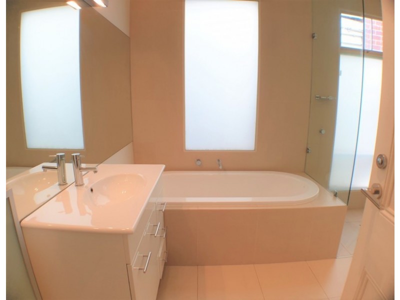 250 Richardson Street, Middle Park VIC 3206