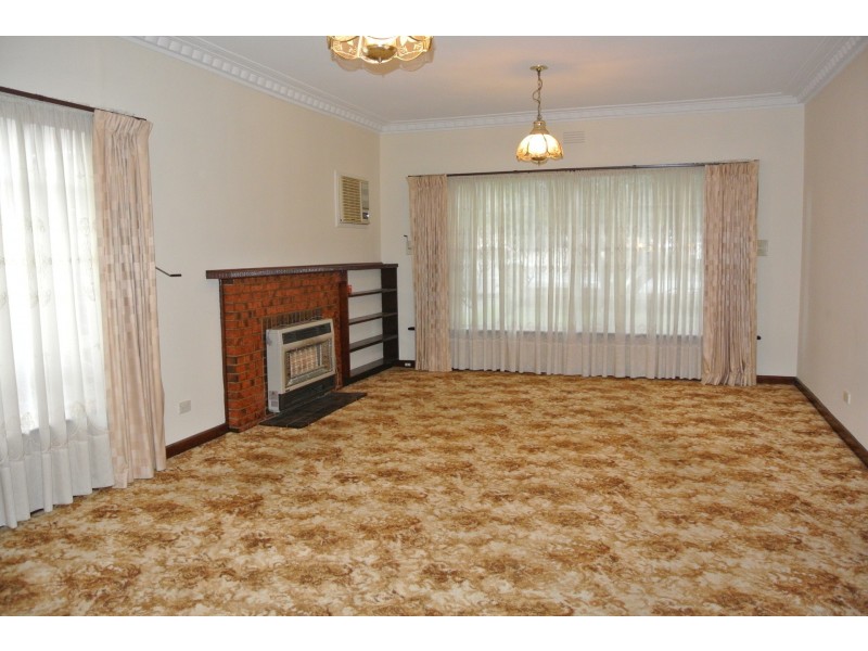 2A Newcastle Street, Preston VIC 3072