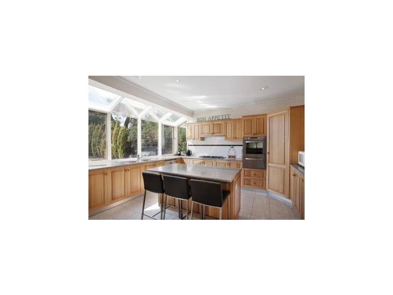 9 Clyde Street, Glen Iris VIC 3146