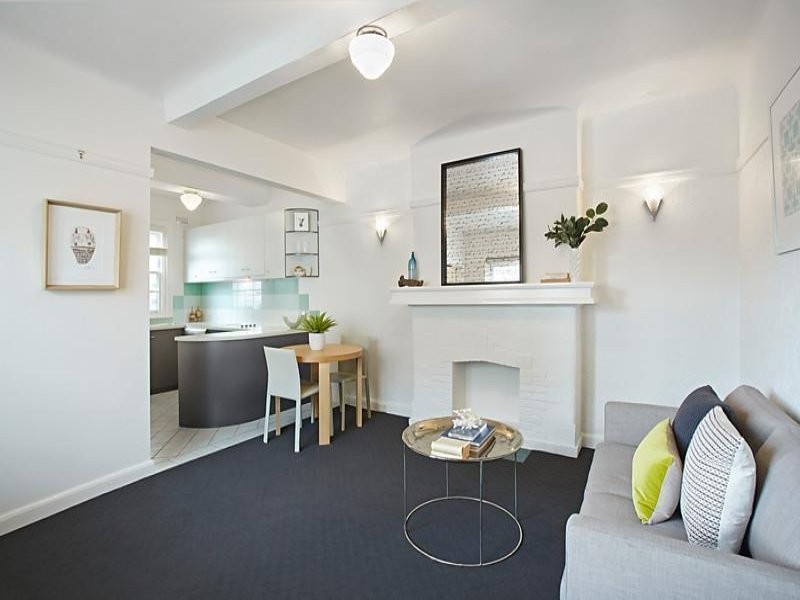 19/18-20 The Esplanade, St Kilda VIC 3182