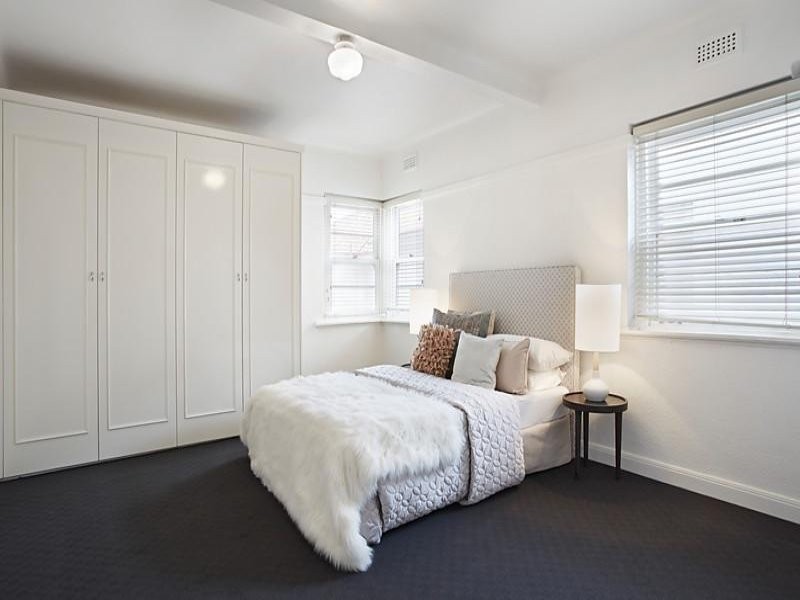 19/18-20 The Esplanade, St Kilda VIC 3182