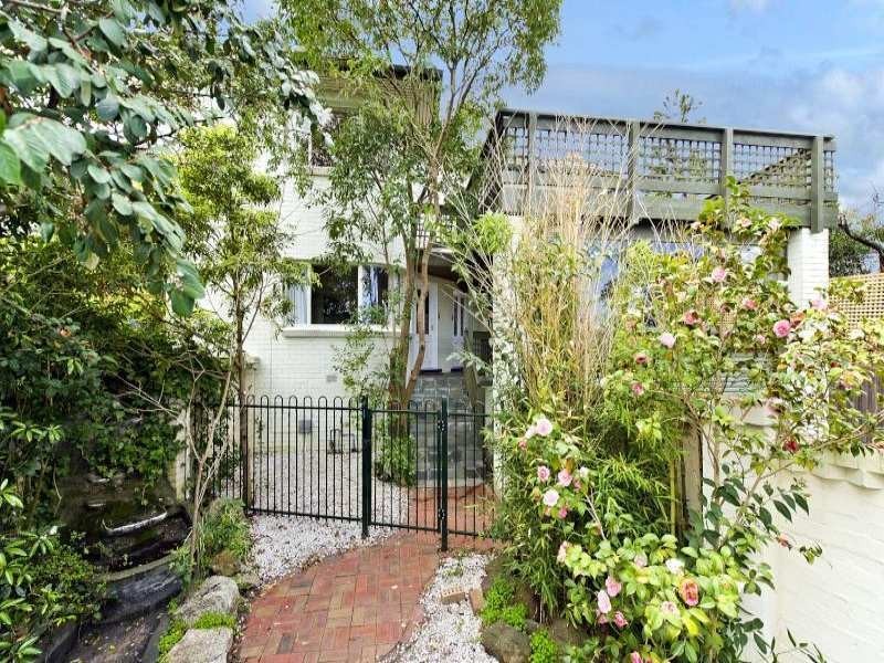 2/21 Pavo Street, Balwyn North VIC 3104