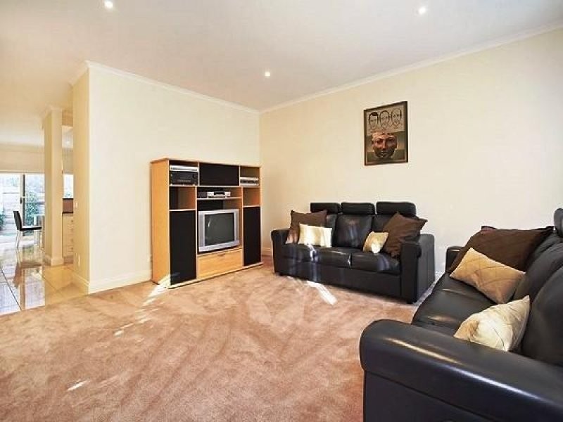 2B Neath Street, Surrey Hills VIC 3127