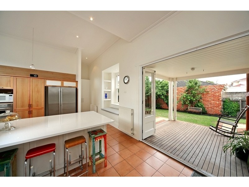 3 Dean Avenue, St Kilda East VIC 3183