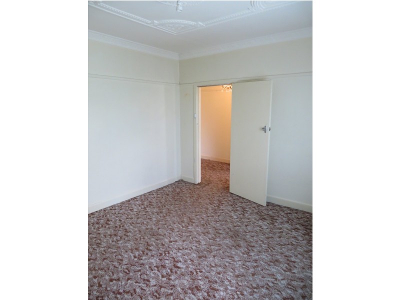 10 James Street, Heidelberg Heights VIC 3081