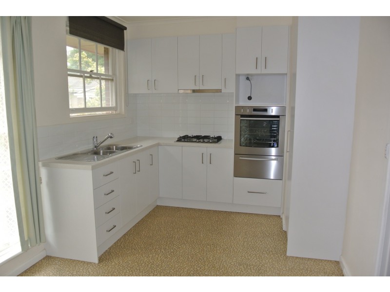 4/9 Suffolk Road, Surrey Hills VIC 3127