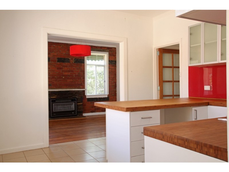 16  Whitton Parade, Coburg North VIC 3058