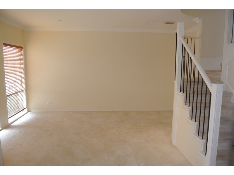 2 Wapiti Street, Maribyrnong VIC 3032