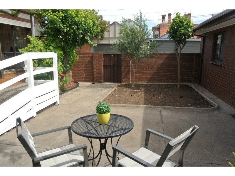 1 Burchett Street, Brunswick VIC 3056