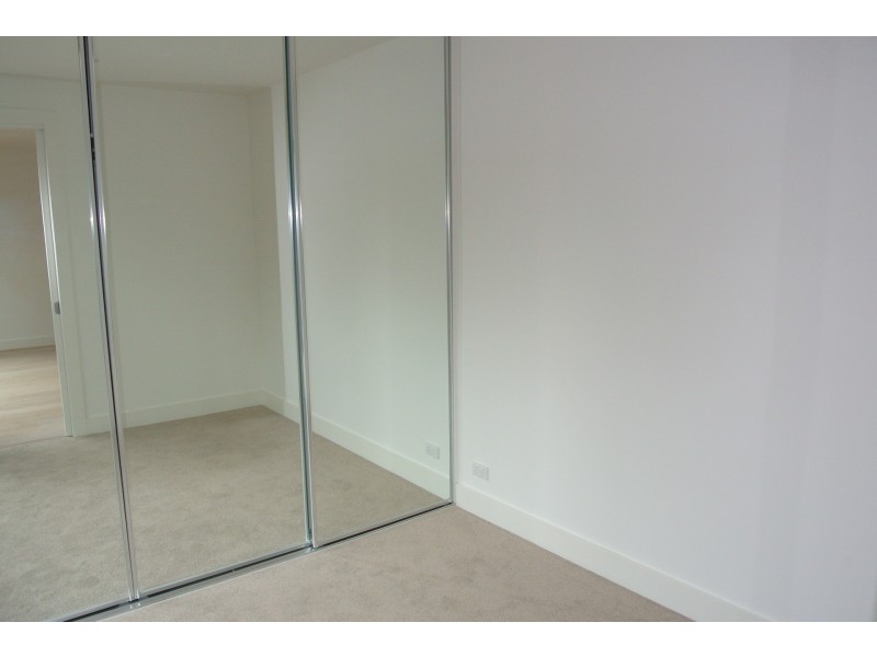 27 The Avenue, Windsor VIC 3181