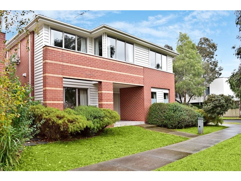 92 Parkville Avenue, Parkville VIC 3052