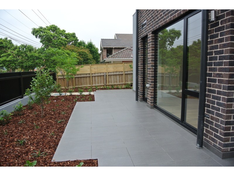 1/56 Harp Road, Kew VIC 3101