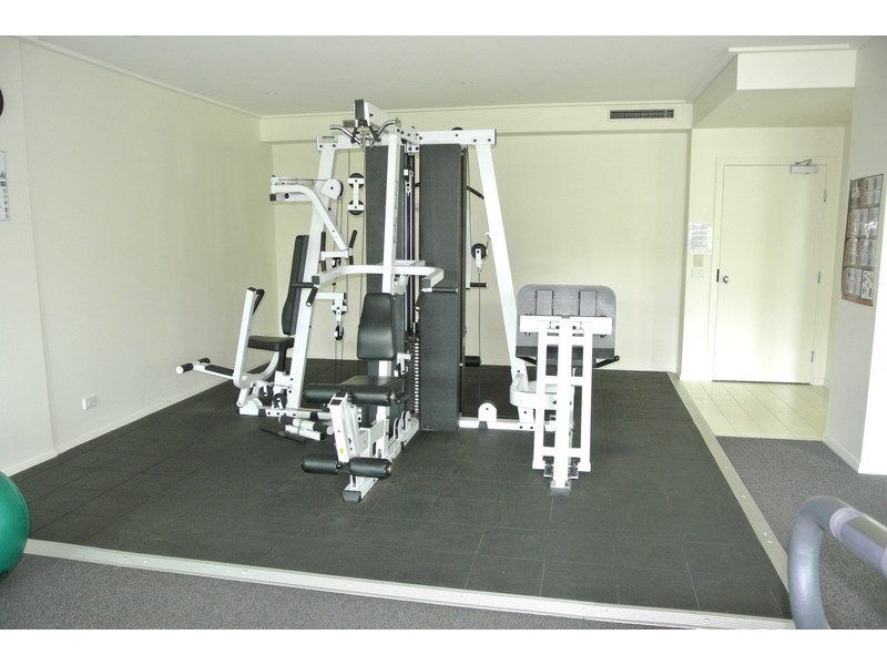 1/36 Danks Street, Port Melbourne VIC 3207