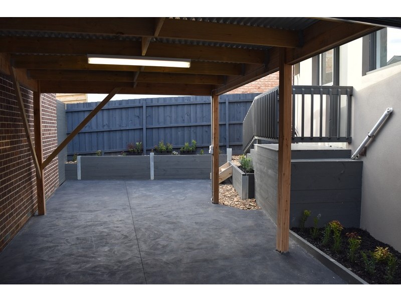 1/1 Altona Court, Doncaster East VIC 3109
