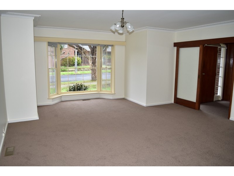 16 Victory Street, Murrumbeena VIC 3163