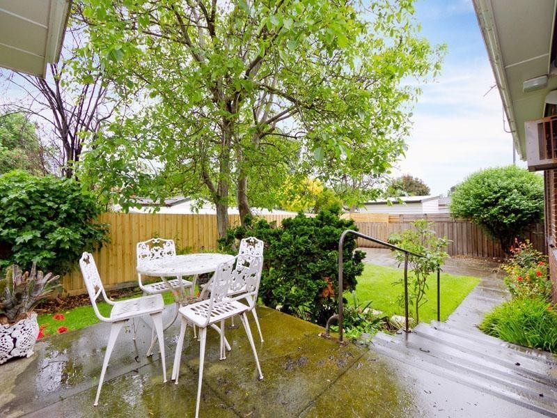 16 Victory Street, Murrumbeena VIC 3163