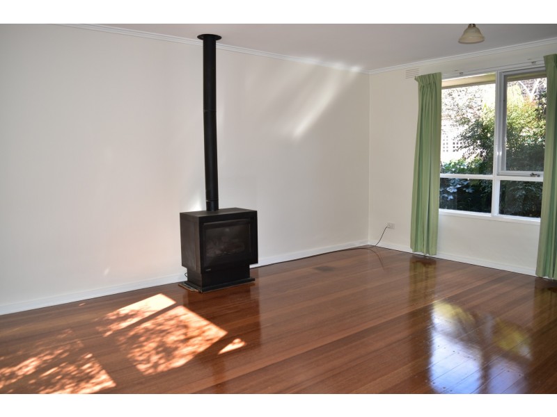 2/132 Windsor Crescent, Surrey Hills VIC 3127