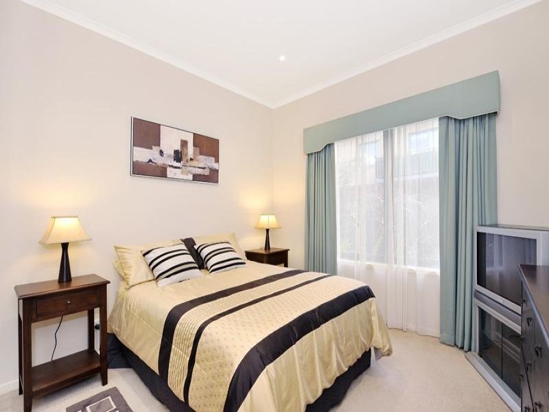 13/16 Grace Court, Kew VIC 3101