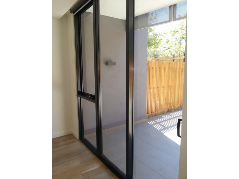 G02/402-404 Dandenong Road, Caulfield North VIC 3161