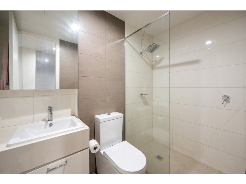 G02/402-404 Dandenong Road, Caulfield North VIC 3161