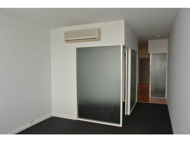 906/166 Wellington Parade, East Melbourne VIC 3002