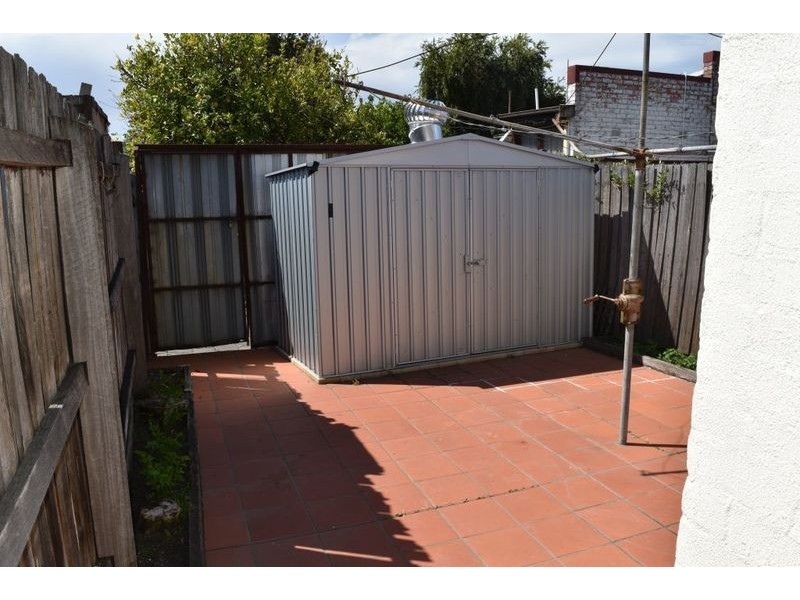 23 Dennis Street, Northcote VIC 3070