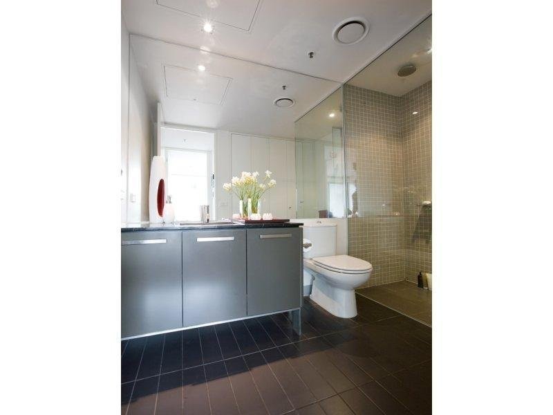 1005/1 Roy Street, Melbourne VIC 3004