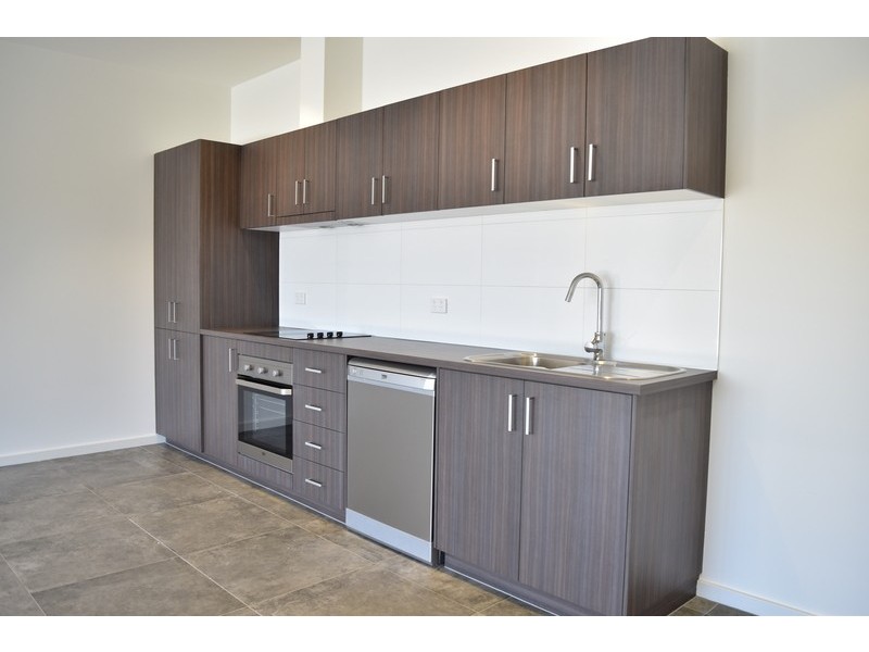 4/1042 Burke Road, Kew VIC 3101