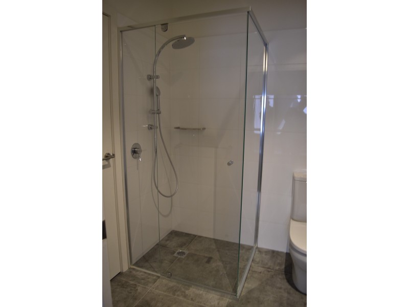 4/1042 Burke Road, Kew VIC 3101