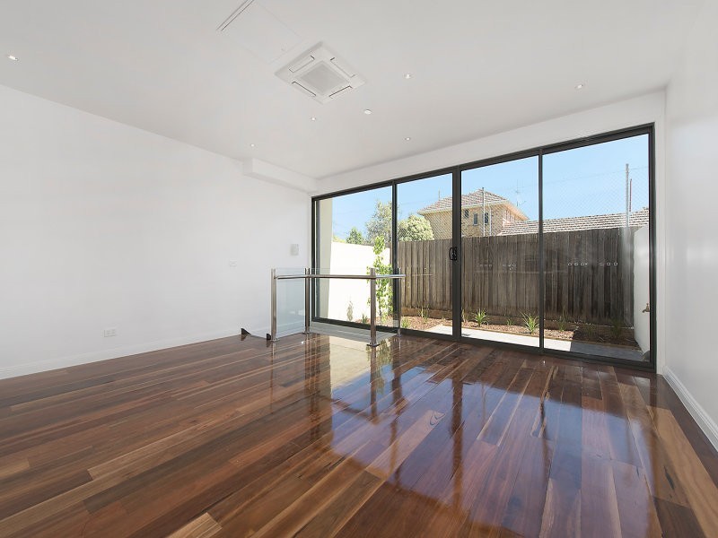8/1311 Toorak Road, Camberwell VIC 3124